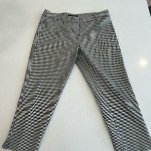 Amanda & Chelsea crop houndstooth pants